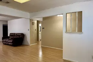 408 NW Douglas St, Burleson, TX 76028 - Photo 4