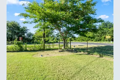6338 Fm 933, Blum, TX 76627 - Photo 32