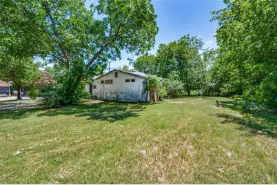 4423 Metropolitan Avenue, Dallas, TX 75210 - Photo 14