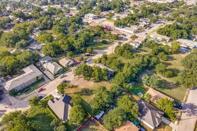 4423 Metropolitan Avenue, Dallas, TX 75210 - Photo 12