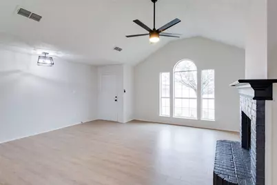 5005 Button Willow Drive, Fort Worth, TX 76123 - Photo 14