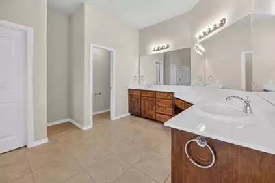 2904 Crystal Way, Grand Prairie, TX 75052 - Photo 22