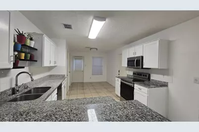 808 Wilmor Court, Arlington, TX 76018 - Photo 8