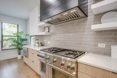 3914 W 5th Street, Fort Worth, TX 76107 - Photo 6