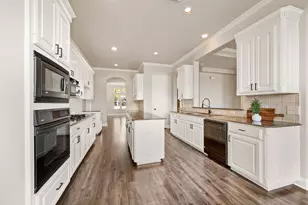 2002 Munro Park Ave, Corinth, TX 76208 - Photo 10