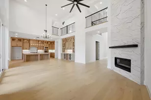 4312 Sandbrock Pkwy, Aubrey, TX 76227 - Photo 10