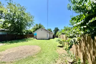 1315 Arlington Ave, Fort Worth, TX 76104 - Photo 16