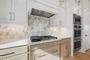 4309 Sandbrock Pkwy, Aubrey, TX 76227 - Photo 4