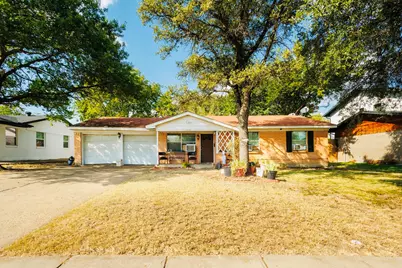 14049 Rawhide Parkway, Farmers Branch, TX 75234 - Photo 2