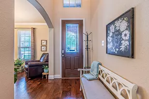 5721 Diamond Valley Dr, Fort Worth, TX 76179 - Photo 4