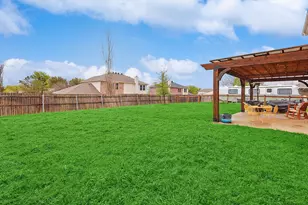 1016 Ridgetop Dr, Justin, TX 76247 - Photo 38