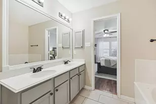 1016 Ridgetop Dr, Justin, TX 76247 - Photo 26