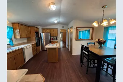 1027 Glen Brook Drive, Pecan Hill, TX 75165 - Photo 2