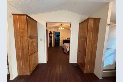 1027 Glen Brook Drive, Pecan Hill, TX 75165 - Photo 10