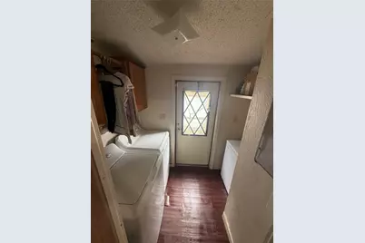 1027 Glen Brook Drive, Pecan Hill, TX 75165 - Photo 6