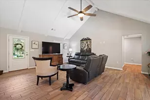 325 Short St, Cedar Hill, TX 75104 - Photo 10