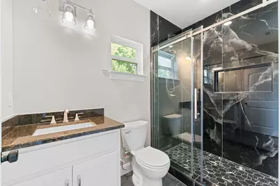 2410 Hudspeth Avenue, Dallas, TX 75216 - Photo 18