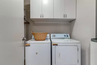 1505 Elm Street #1401, Dallas, TX 75201 - Photo 20