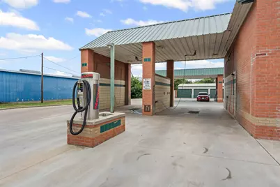 1433 N Plaza Drive, Granbury, TX 76048 - Photo 28