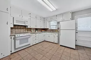 720 N McKown Ave, Sherman, TX 75092 - Photo 18