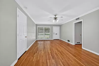 720 N McKown Avenue, Sherman, TX 75092 - Photo 10