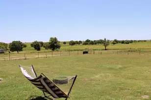 650 Lone Star Rd, Whitesboro, TX 76273 - Photo 14