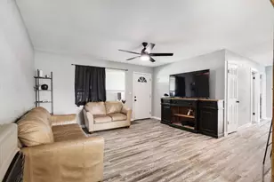 600 Sunset St, Blossom, TX 75416 - Photo 8