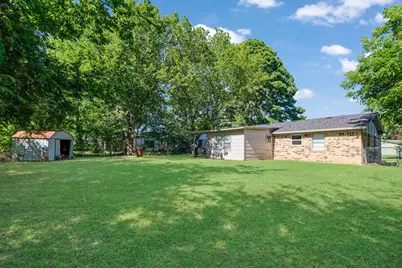 600 Sunset Street, Blossom, TX 75416 - Photo 4