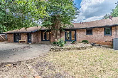 1201 Wilshire Boulevard, Arlington, TX 76012 - Photo 16