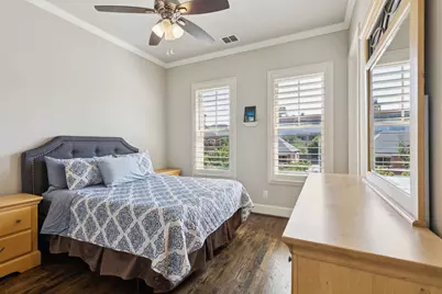 561 S Cesar Chavez Boulevard, Dallas, TX 75201 - Photo 24