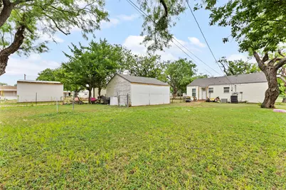 1158 S Willis Street, Abilene, TX 79605 - Photo 2