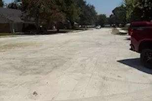 11008 Pepperidge Cir, Dallas, TX 75228 - Photo 2