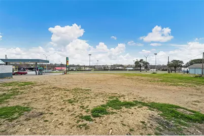 3215 E Lancaster Avenue, Fort Worth, TX 76103 - Photo 8