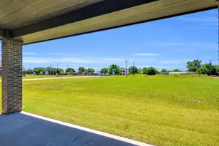 111 Muscogee Dr, Waxahachie, TX 75165 - Photo 34