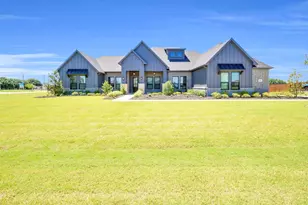 111 Muscogee Dr, Waxahachie, TX 75165 - Photo 1