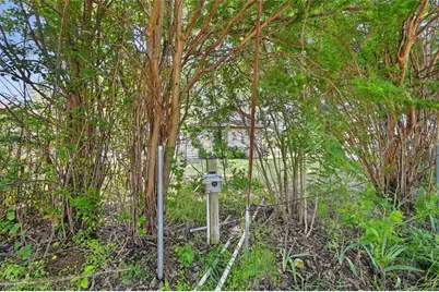 402 S Watson Street, Alvarado, TX 76009 - Photo 34