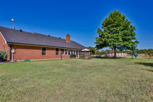 491 Navajo Rd, Whitesboro, TX 76273 - Photo 28