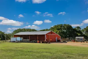 491 Navajo Rd, Whitesboro, TX 76273 - Photo 8