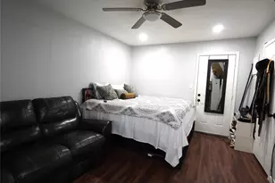 3931 Forbes St, Fort Worth, TX 76105 - Photo 6