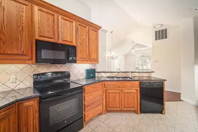 3250 Rosemeade Drive #2213, Fort Worth, TX 76116 - Photo 8