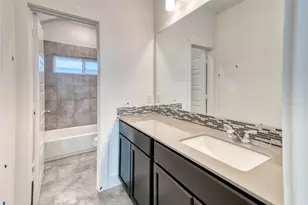 1401 Apricot Ln, Gainesville, TX 76240 - Photo 8