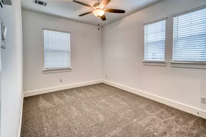 1401 Apricot Lane, Gainesville, TX 76240 - Photo 6
