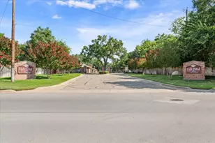 301 Village Cir, Waco, TX 76710 - Photo 34