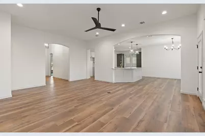 1707 Lakeway Drive, Cleburne, TX 76033 - Photo 6