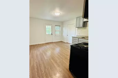 107 W Redbud Street, Gilmer, TX 75644 - Photo 8