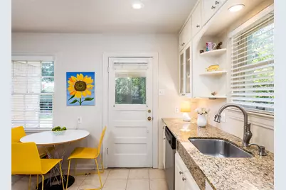 5122 W Amherst Avenue, Dallas, TX 75209 - Photo 8