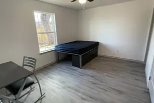 290 S McIlhaney St, Stephenville, TX 76401 - Photo 4