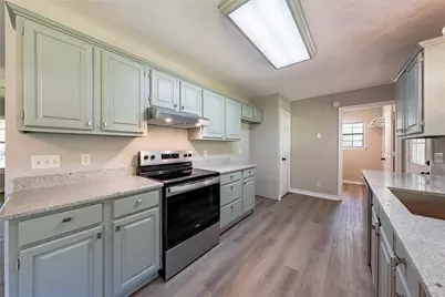 1000 Leaning Oak Drive, Tool, TX 75143 - Photo 14