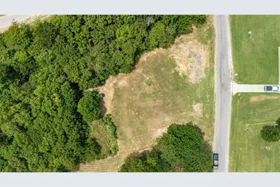 111 Broken Bow Drive, Gunter, TX 75058 - Photo 2