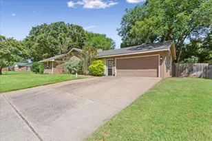 601 Ivy Ann Dr, Woodway, TX 76712 - Photo 32